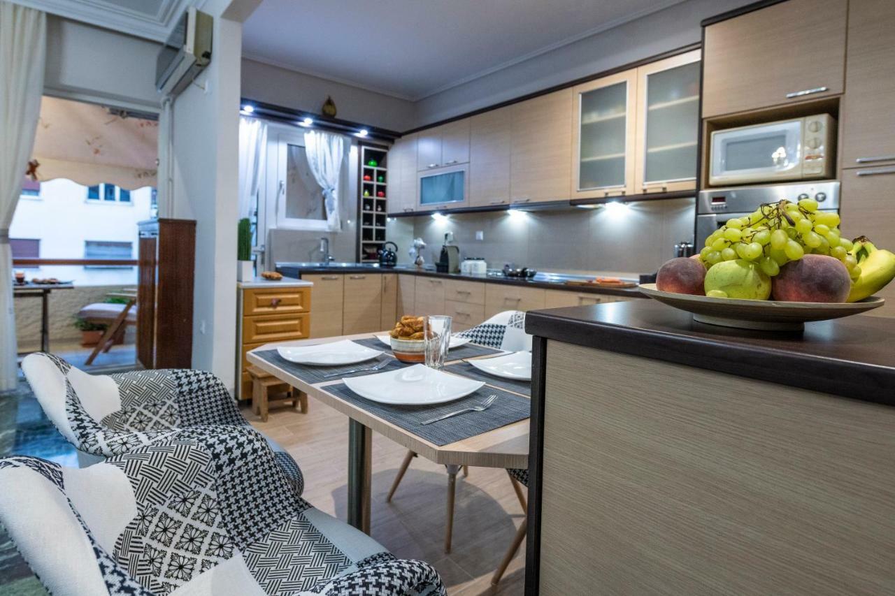 Piraeus Port Marouso Apartment Exterior foto