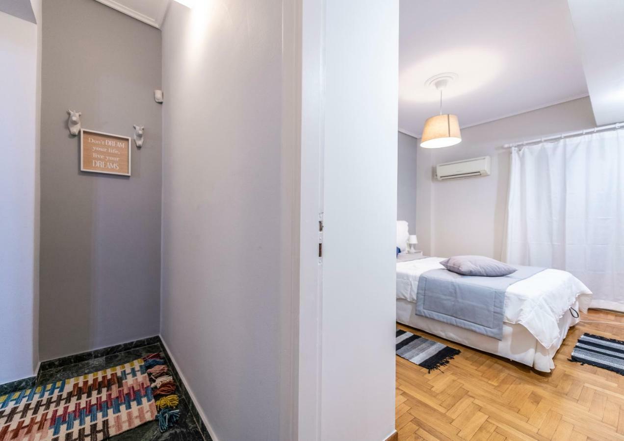 Piraeus Port Marouso Apartment Exterior foto